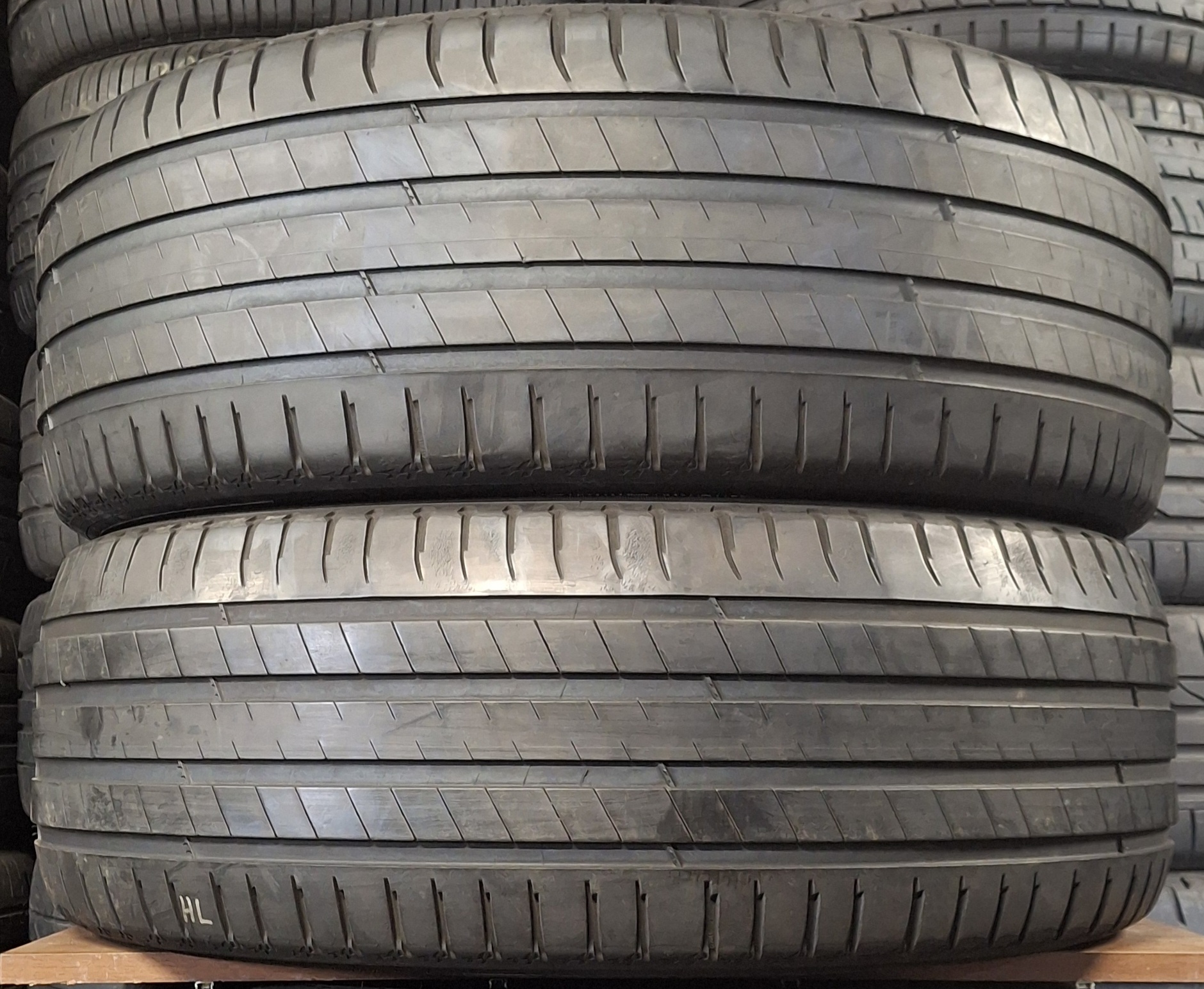 шины бу 235/55 R19